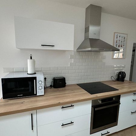 Appartement En Centre-Ville - Local Velos Disponible Mayenne Dış mekan fotoğraf