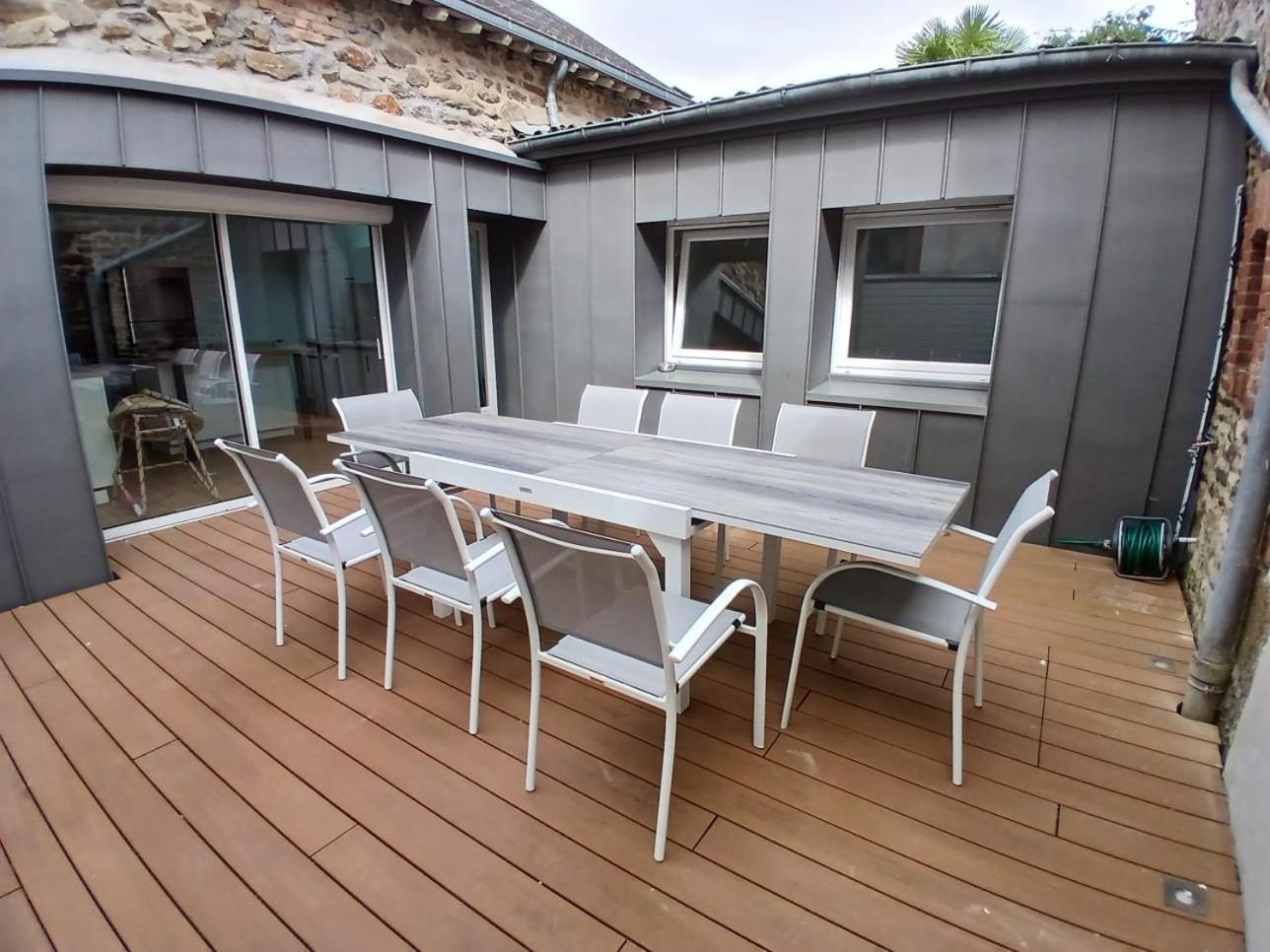 Appartement En Centre-Ville - Local Velos Disponible Mayenne Dış mekan fotoğraf