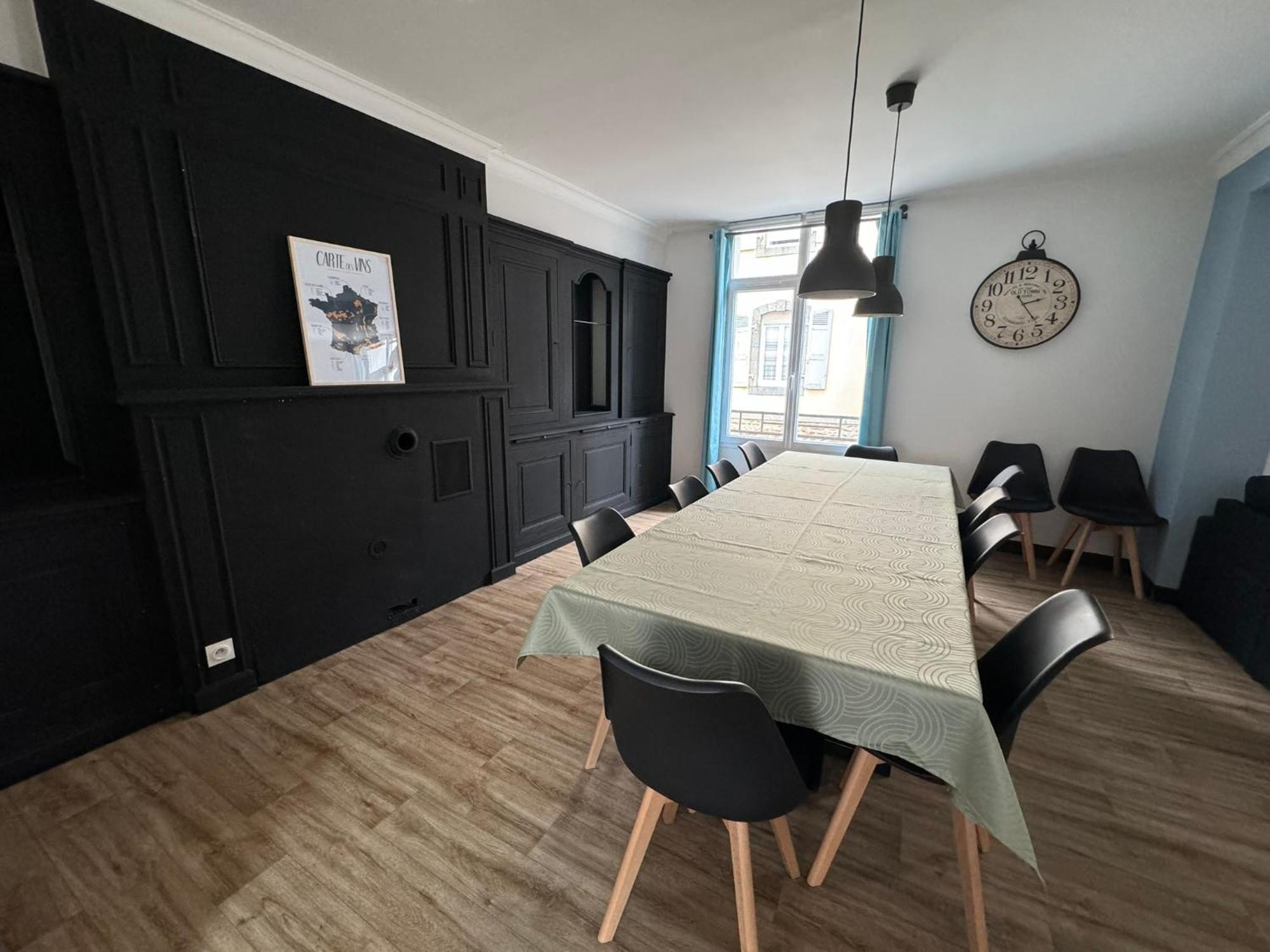 Appartement En Centre-Ville - Local Velos Disponible Mayenne Dış mekan fotoğraf
