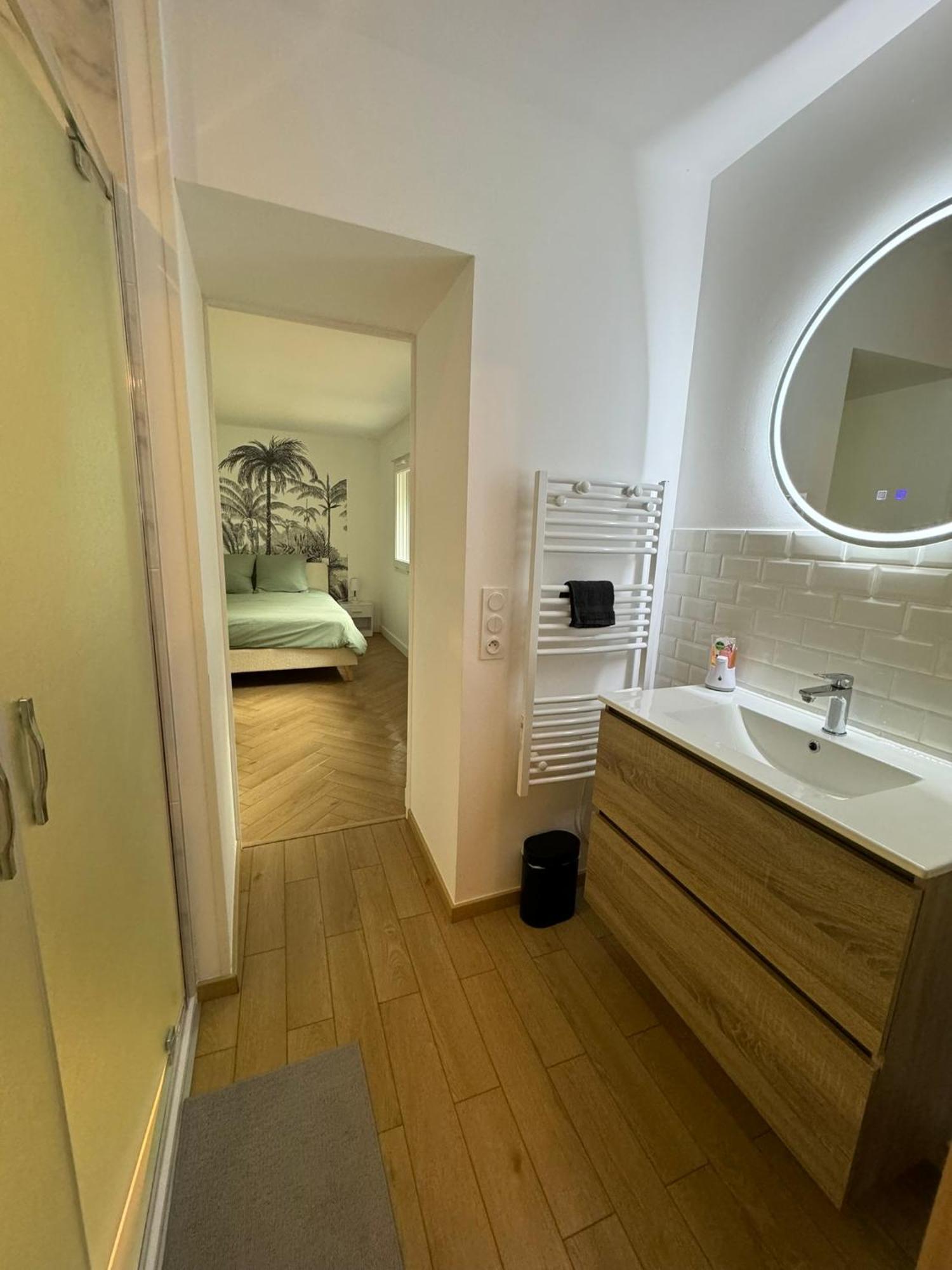 Appartement En Centre-Ville - Local Velos Disponible Mayenne Dış mekan fotoğraf