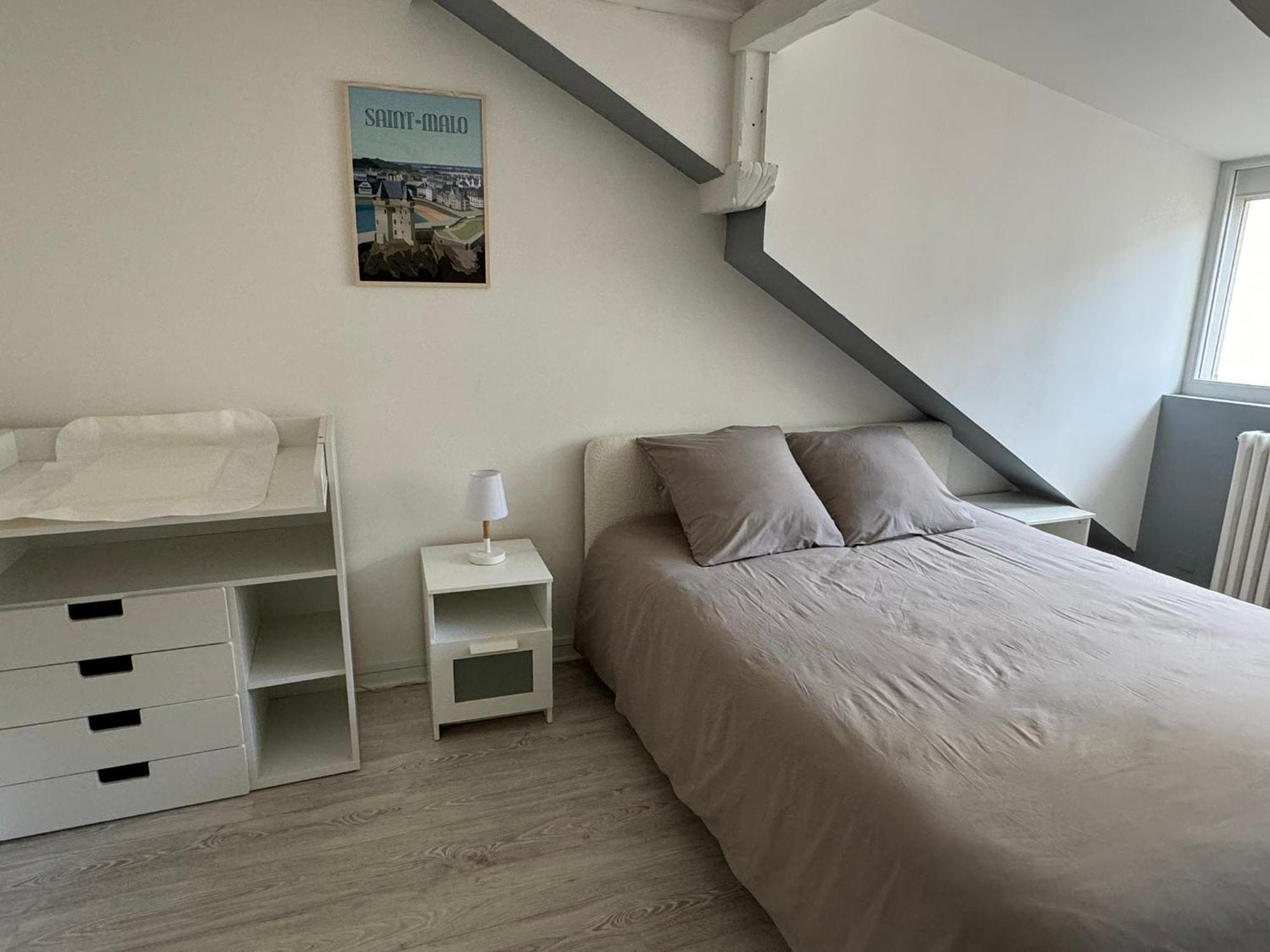 Appartement En Centre-Ville - Local Velos Disponible Mayenne Dış mekan fotoğraf